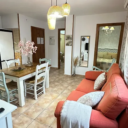 Luna 1 Solo Familias Y Parejas Conil De La Frontera